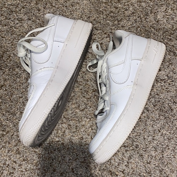 Nike white Air Force 1’s - Picture 6 of 9